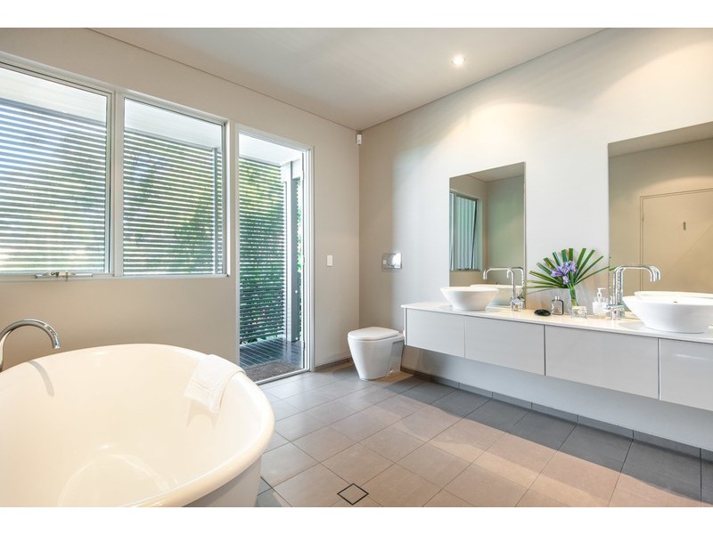 39 Kurrawyba Avenue, Terrigal NSW 2260