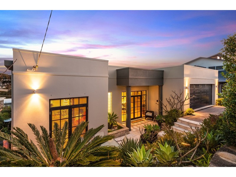 50 McGee Avenue, Wamberal NSW 2260