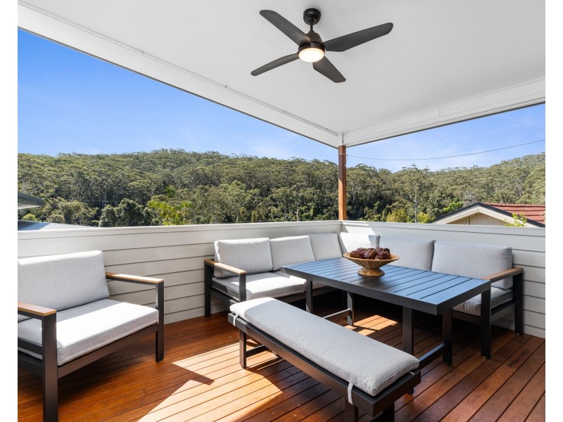 98 Chamberlain Road, Wyoming NSW 2250