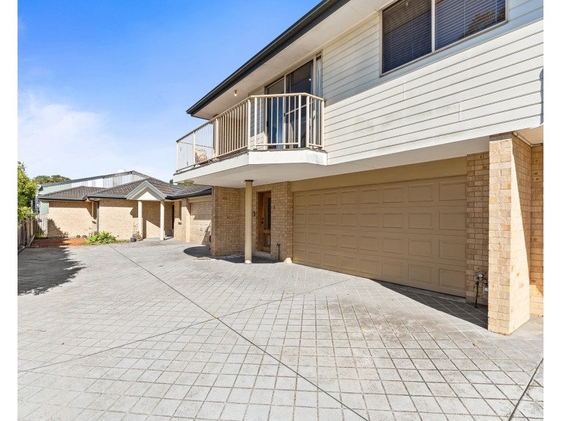 2/18 Henry Parry Drive, East Gosford NSW 2250