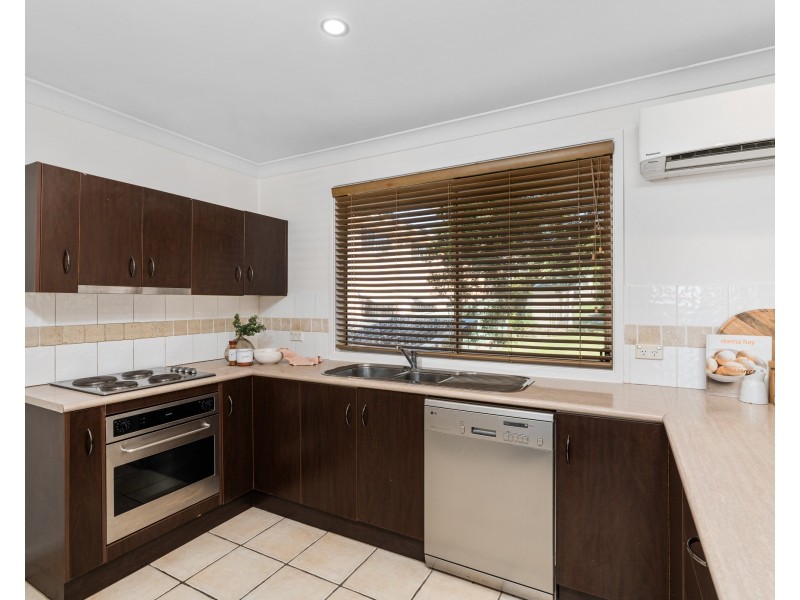 2/18 Henry Parry Drive, East Gosford NSW 2250