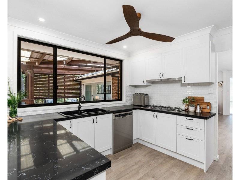 17 Jacana Avenue, Narara NSW 2250