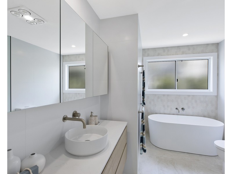 20 Anzac Road, Long Jetty NSW 2261