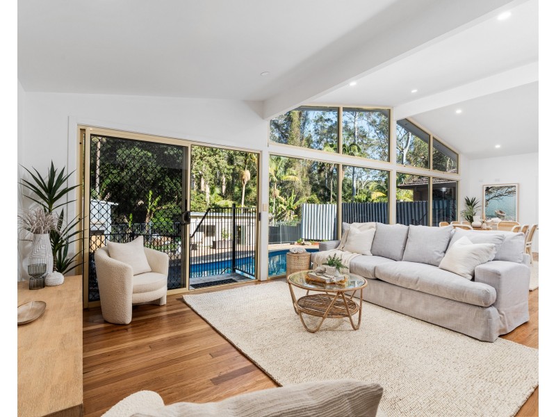 44 Elissa Crescent, Wyoming NSW 2250