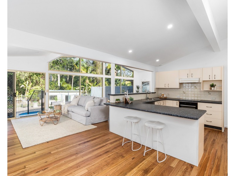 44 Elissa Crescent, Wyoming NSW 2250