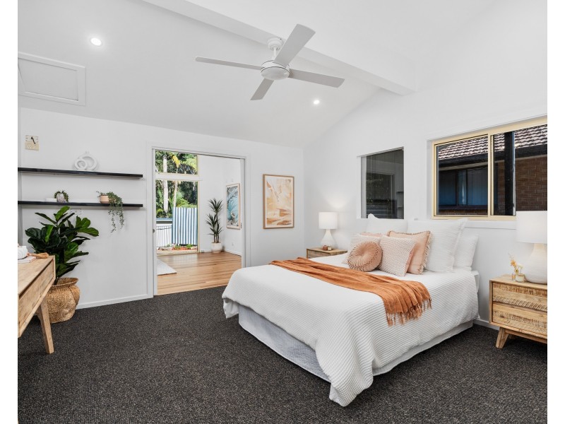 44 Elissa Crescent, Wyoming NSW 2250