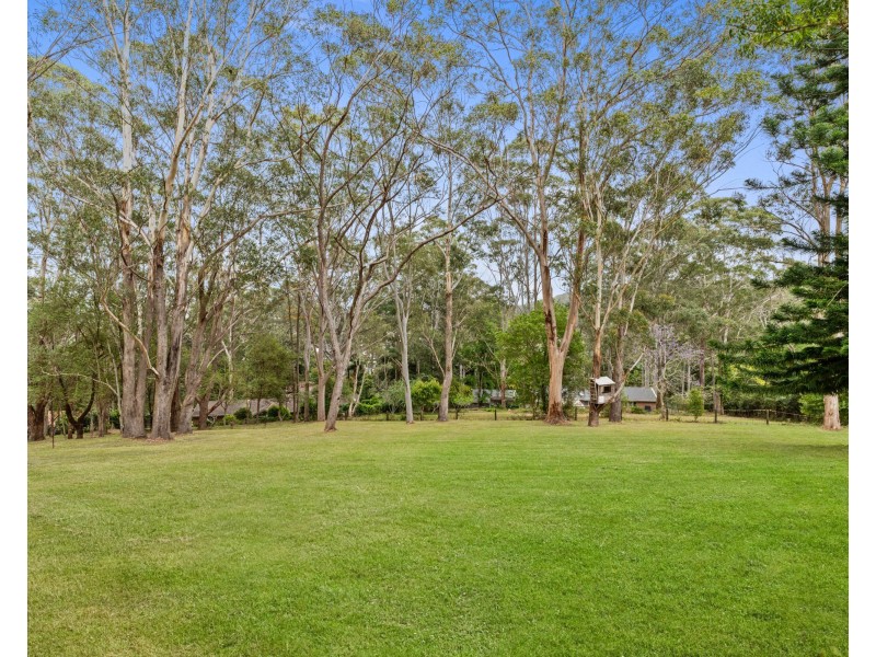 39 Meadow Road, Springfield NSW 2250