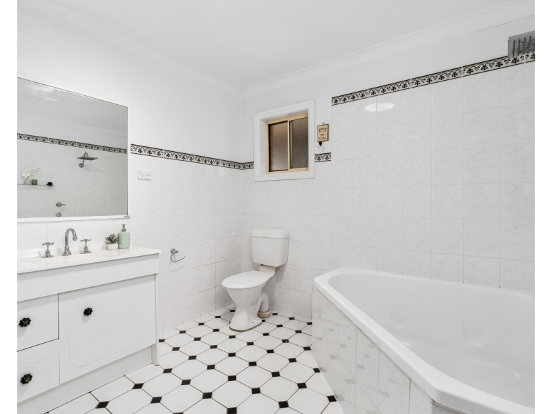 14 Mahogany Place, Springfield NSW 2250