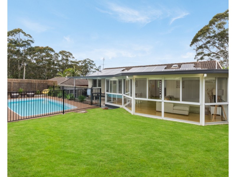 12 Dora Street, Lisarow NSW 2250