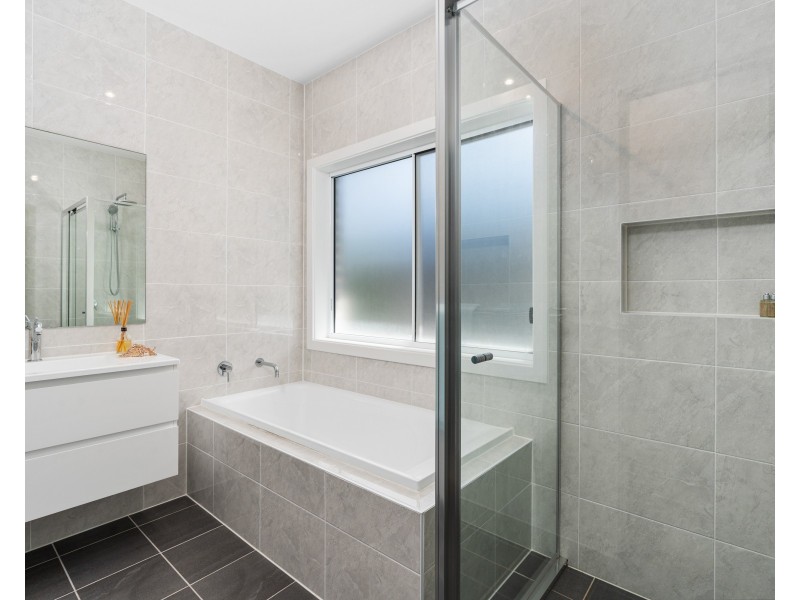 3 Yellawa Close, The Entrance North NSW 2261