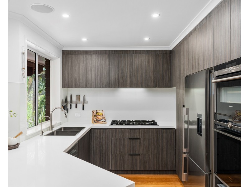 10 Kambala Close, Wyoming NSW 2250