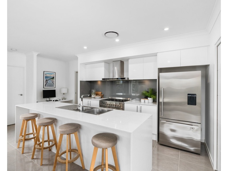 3 Nepean Close, Narara NSW 2250