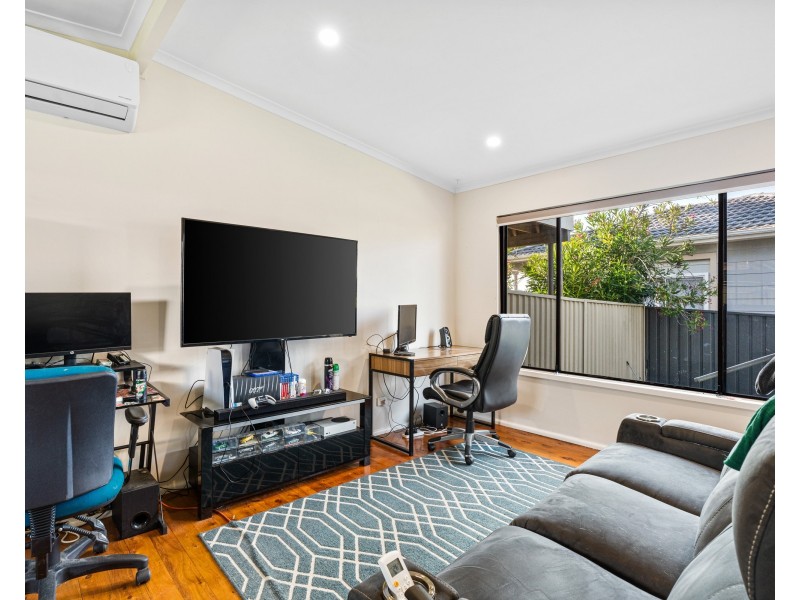 516 The Entrance Road, Bateau Bay NSW 2261