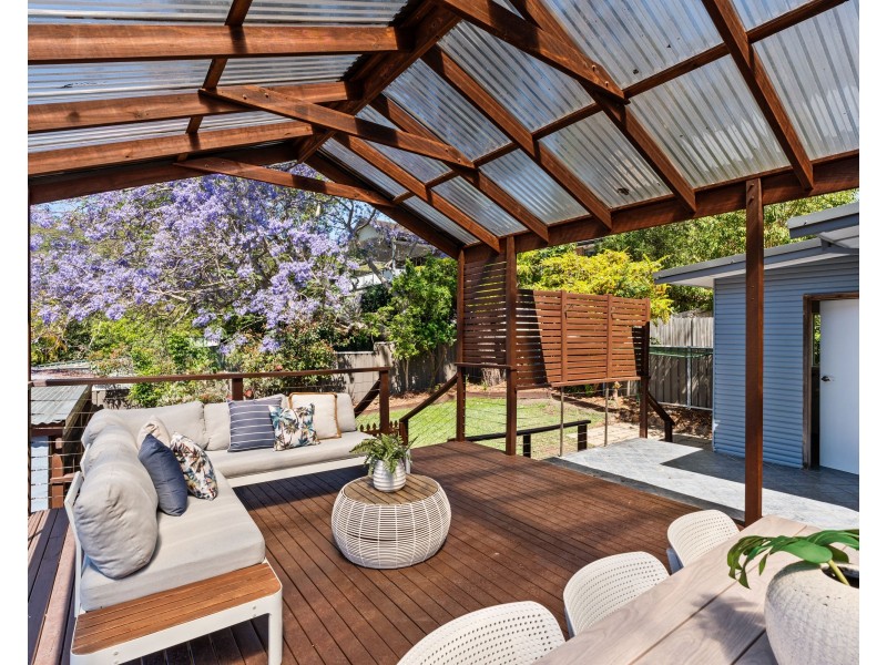218 Avoca Drive, Green Point NSW 2251