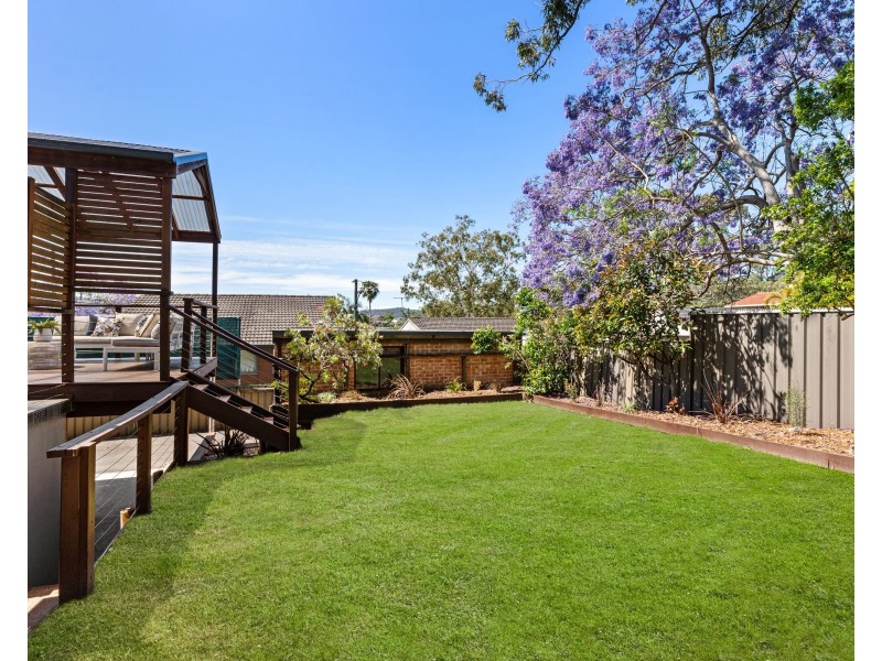 218 Avoca Drive, Green Point NSW 2251