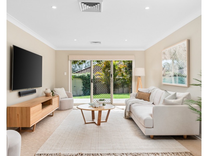 25 Monarchy Way, Narara NSW 2250