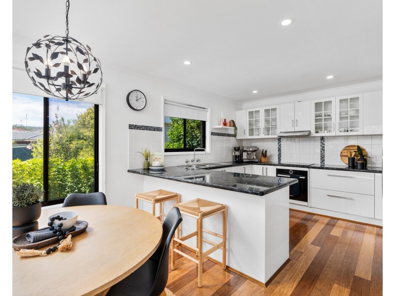 40 Dalton Street, Wyoming NSW 2250