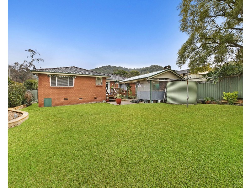 6 Runyon Close, Narara NSW 2250