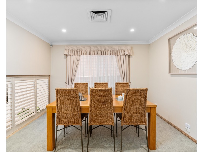 10 Edgewater Avenue, Green Point NSW 2251