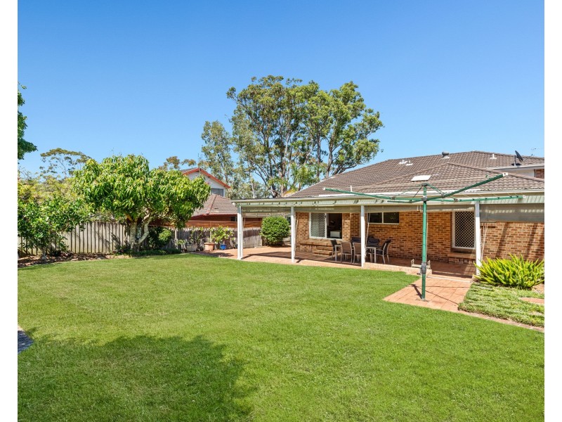 10 Edgewater Avenue, Green Point NSW 2251