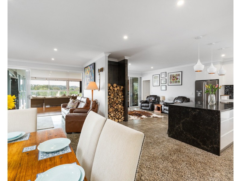 60 Hensons Road, Somersby NSW 2250