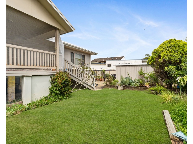 136 Hutton Road, The Entrance North NSW 2261