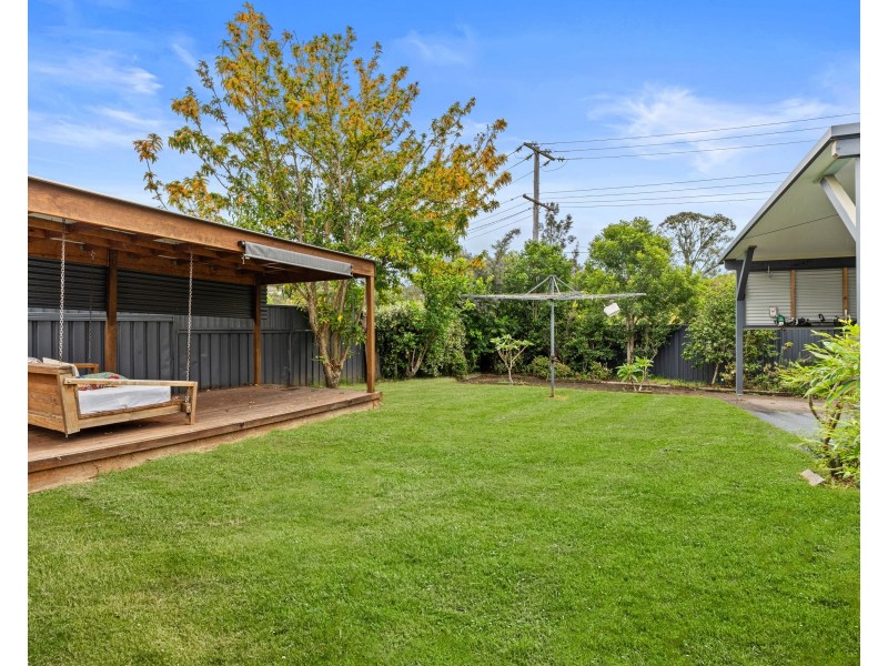 10 Karena Street, Tumbi Umbi NSW 2261