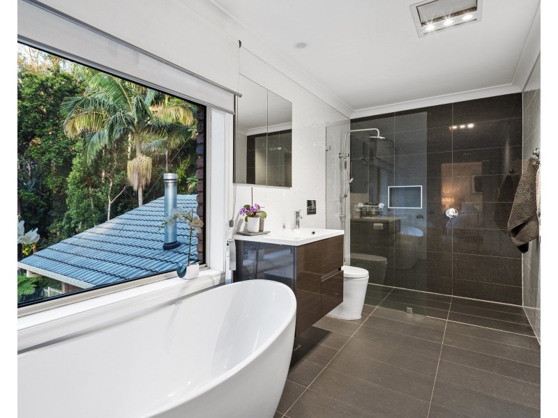 31 Pierce Street, Niagara Park NSW 2250