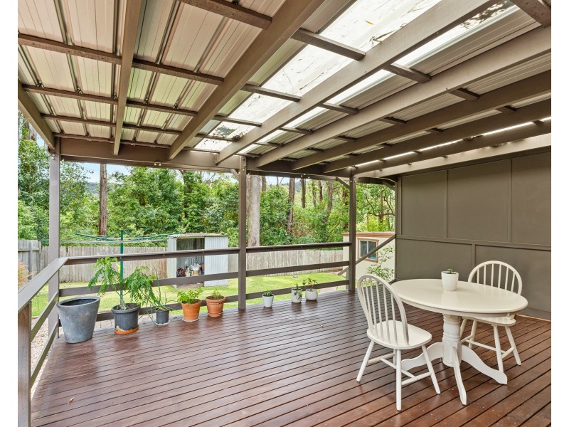 42 Karina Drive, Narara NSW 2250