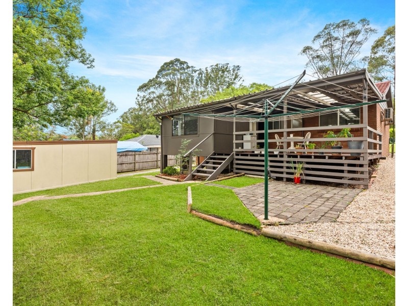 42 Karina Drive, Narara NSW 2250