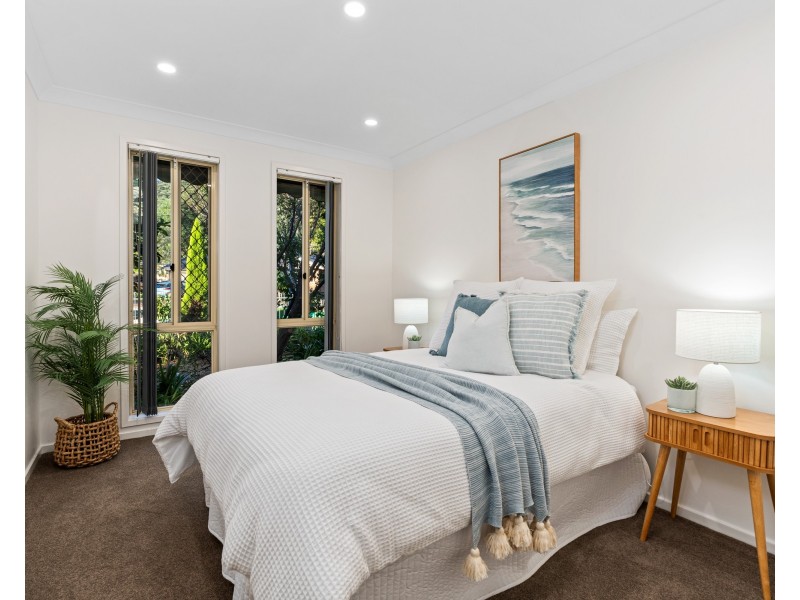 4 Hakea Close, Wyoming NSW 2250