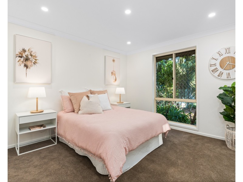 4 Hakea Close, Wyoming NSW 2250