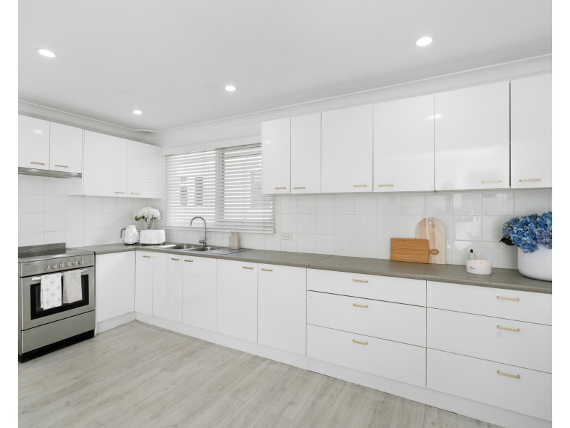 24 Toorak Avenue, Erina NSW 2250
