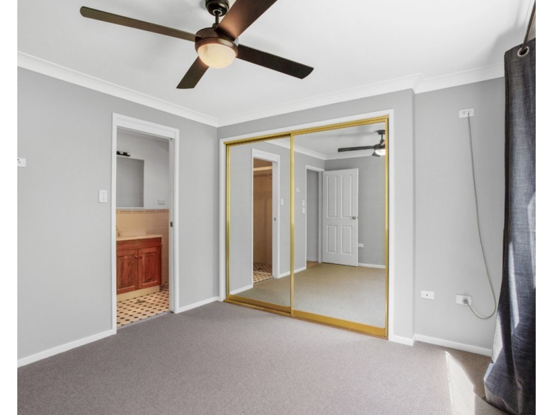 95 Woodview Avenue, Lisarow NSW 2250