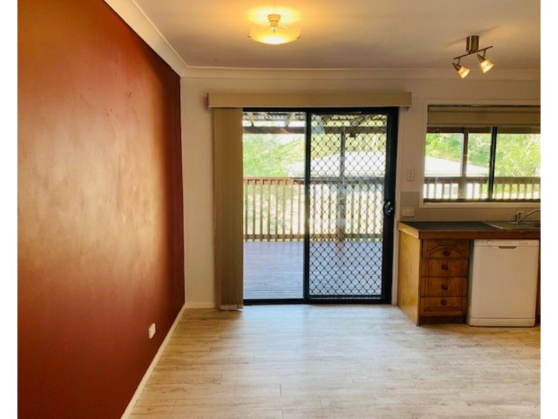 8 Wallarah Street, Lisarow NSW 2250