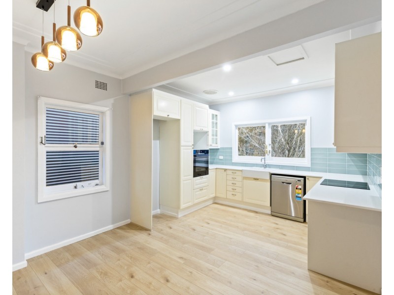 23 Dolly Avenue, Springfield NSW 2250