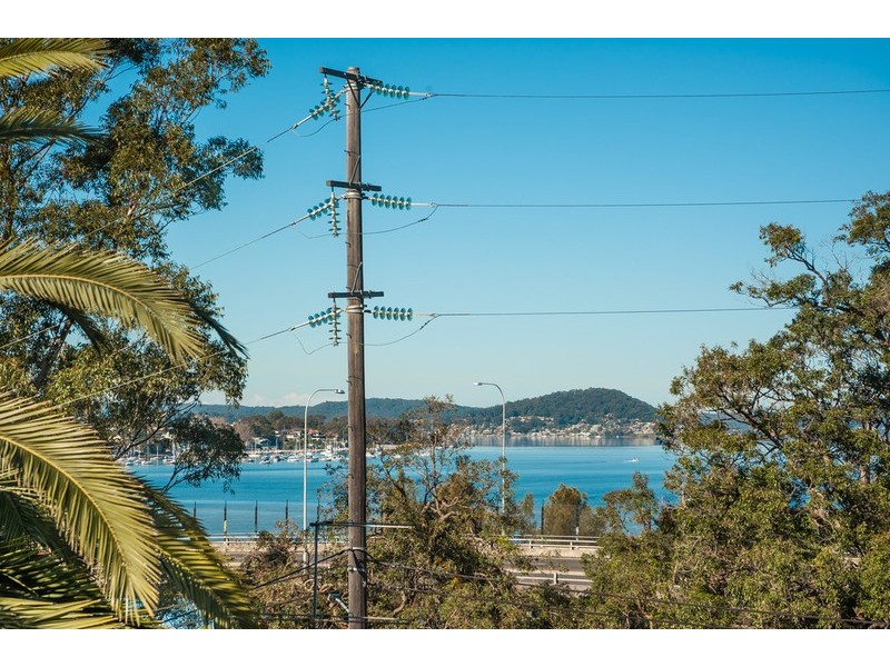 1/2 St George Street, Gosford NSW 2250