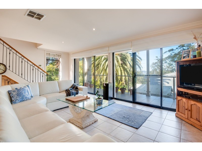 1/2 St George Street, Gosford NSW 2250