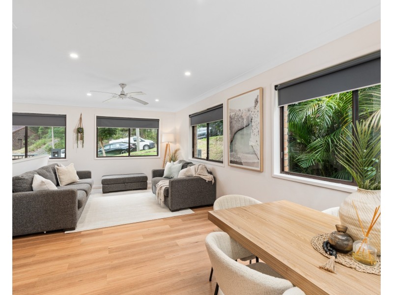 10 Calantha Drive, Wyoming NSW 2250