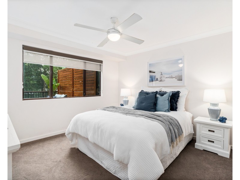 10 Calantha Drive, Wyoming NSW 2250