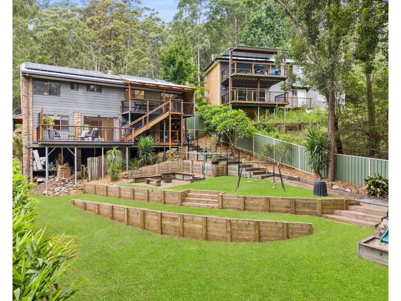 10 Calantha Drive, Wyoming NSW 2250