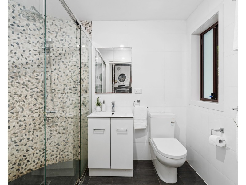 10 Calantha Drive, Wyoming NSW 2250