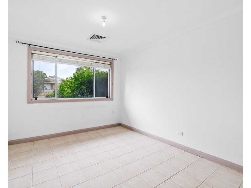 11 Carlson Avenue, Wyoming NSW 2250