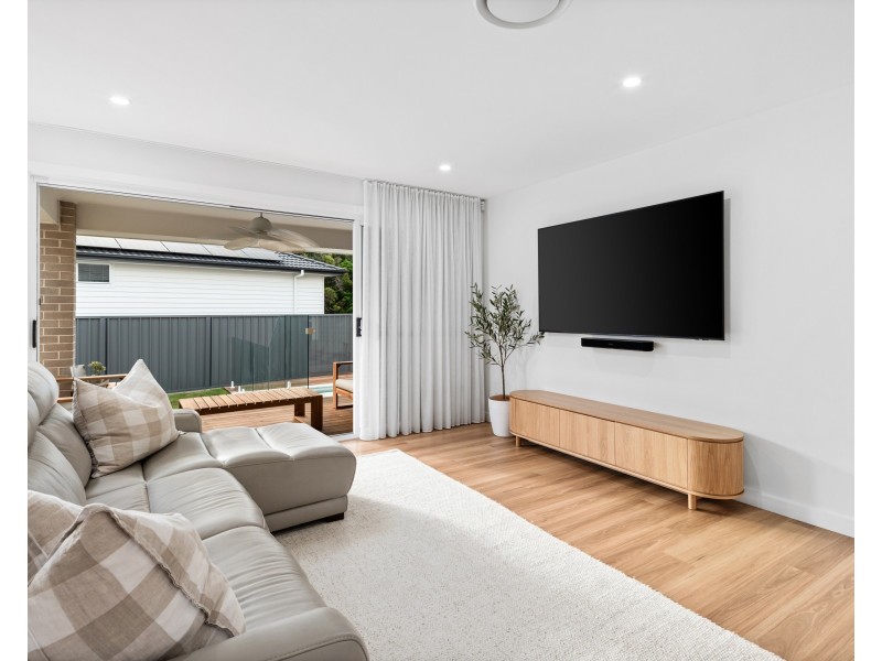 1a Carrabella Avenue, Springfield NSW 2250