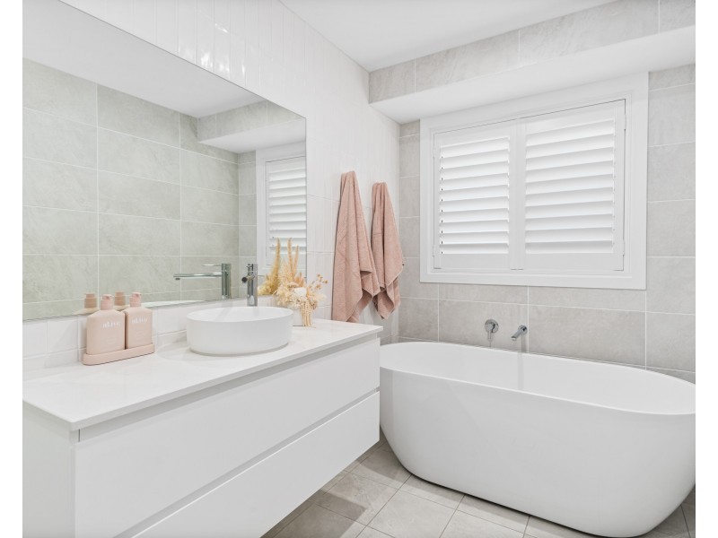 1a Carrabella Avenue, Springfield NSW 2250