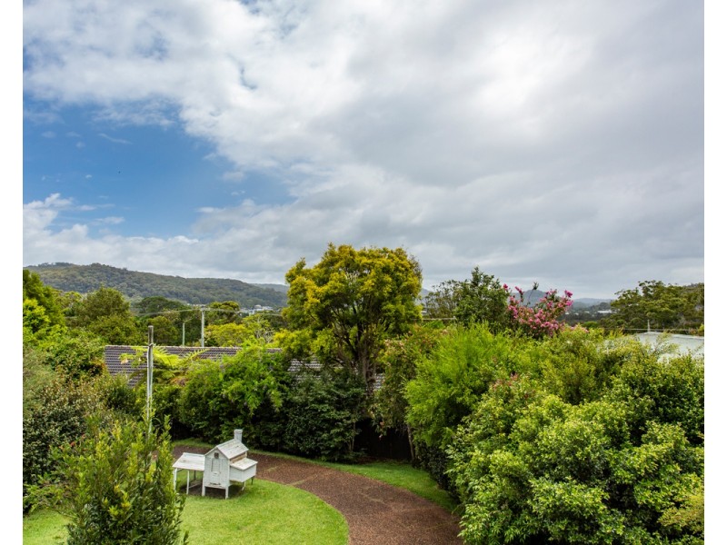 11B Margaret Street, Point Clare NSW 2250