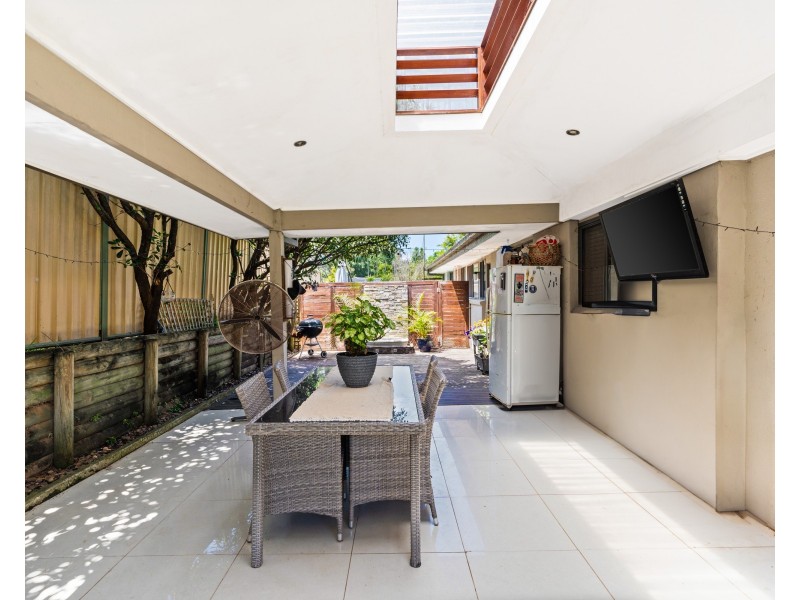 25 Fragar Avenue, Wyoming NSW 2250