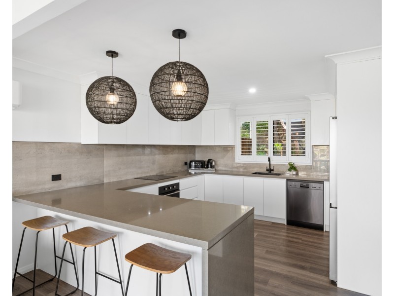 12 Alison Road, Springfield NSW 2250