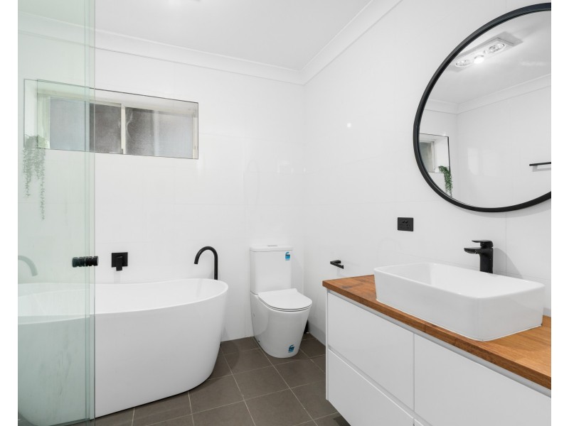 12 Alison Road, Springfield NSW 2250