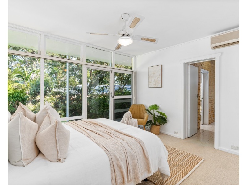 42 Berrys Head Road, Wyoming NSW 2250